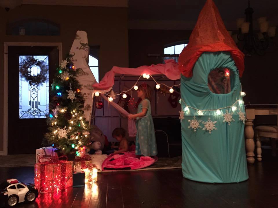 Forts Add Sparkle to the Traditional Magic of Christmas Fort Magic